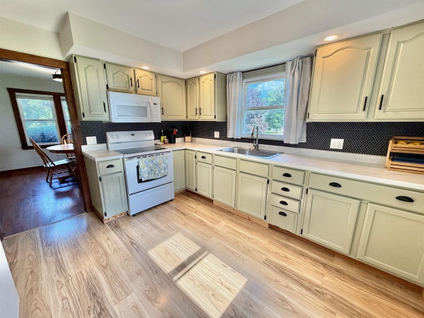 2935 Tracy, SEWARD, Illinois 61077, 3 Bedrooms Bedrooms, ,1 BathroomBathrooms,House,For Sale,Tracy,202603842