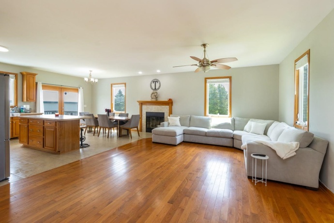 16649 Beaverton, CAPRON, Illinois 61012, 5 Bedrooms Bedrooms, ,3 BathroomsBathrooms,House,For Sale,Beaverton,202603971
