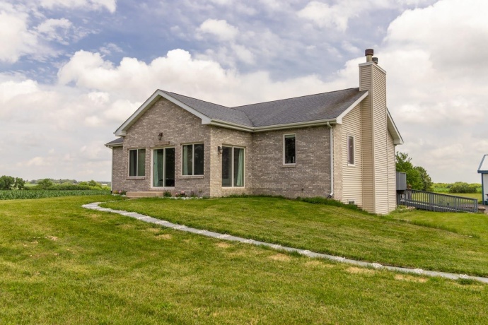 16649 Beaverton, CAPRON, Illinois 61012, 5 Bedrooms Bedrooms, ,3 BathroomsBathrooms,House,For Sale,Beaverton,202603971