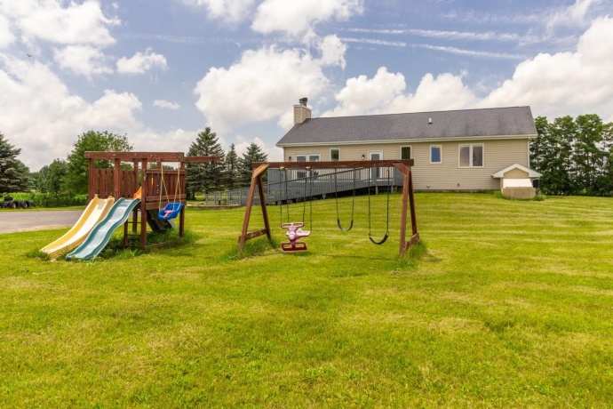 16649 Beaverton, CAPRON, Illinois 61012, 5 Bedrooms Bedrooms, ,3 BathroomsBathrooms,House,For Sale,Beaverton,202603971