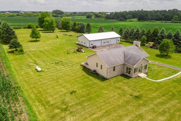 16649 Beaverton, CAPRON, Illinois 61012, 5 Bedrooms Bedrooms, ,3 BathroomsBathrooms,House,For Sale,Beaverton,202603971