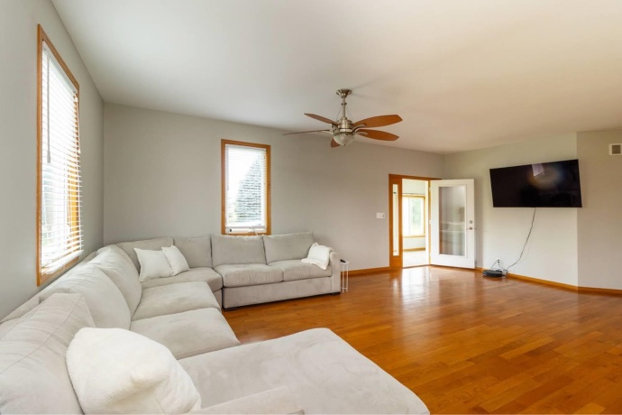 16649 Beaverton, CAPRON, Illinois 61012, 5 Bedrooms Bedrooms, ,3 BathroomsBathrooms,House,For Sale,Beaverton,202603971