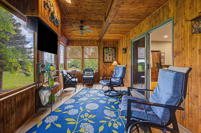 10 Snipe Hollow, ELIZABETH, Illinois 61028, 3 Bedrooms Bedrooms, ,2 BathroomsBathrooms,House,For Sale,Snipe Hollow,202603974