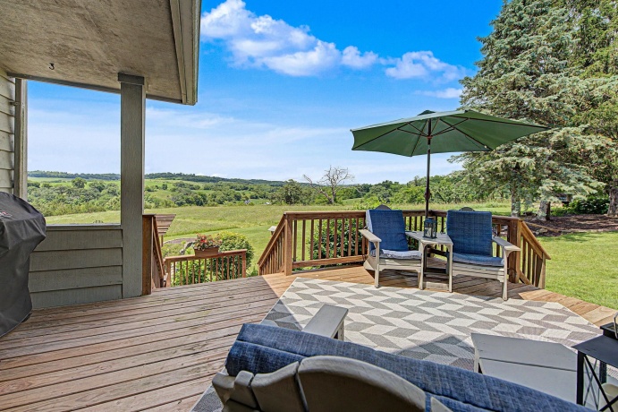 10 Snipe Hollow, ELIZABETH, Illinois 61028, 3 Bedrooms Bedrooms, ,2 BathroomsBathrooms,House,For Sale,Snipe Hollow,202603974