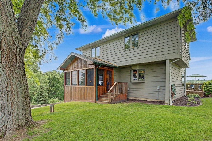 10 Snipe Hollow, ELIZABETH, Illinois 61028, 3 Bedrooms Bedrooms, ,2 BathroomsBathrooms,House,For Sale,Snipe Hollow,202603974