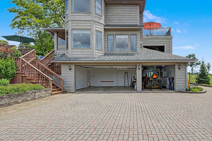 10 Snipe Hollow, ELIZABETH, Illinois 61028, 3 Bedrooms Bedrooms, ,2 BathroomsBathrooms,House,For Sale,Snipe Hollow,202603974