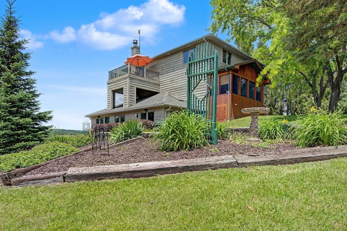 10 Snipe Hollow, ELIZABETH, Illinois 61028, 3 Bedrooms Bedrooms, ,2 BathroomsBathrooms,House,For Sale,Snipe Hollow,202603974