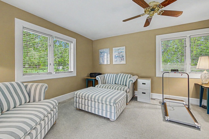 10 Snipe Hollow, ELIZABETH, Illinois 61028, 3 Bedrooms Bedrooms, ,2 BathroomsBathrooms,House,For Sale,Snipe Hollow,202603974