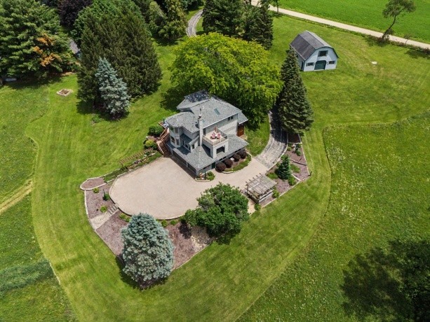 10 Snipe Hollow, ELIZABETH, Illinois 61028, 3 Bedrooms Bedrooms, ,2 BathroomsBathrooms,House,For Sale,Snipe Hollow,202603974