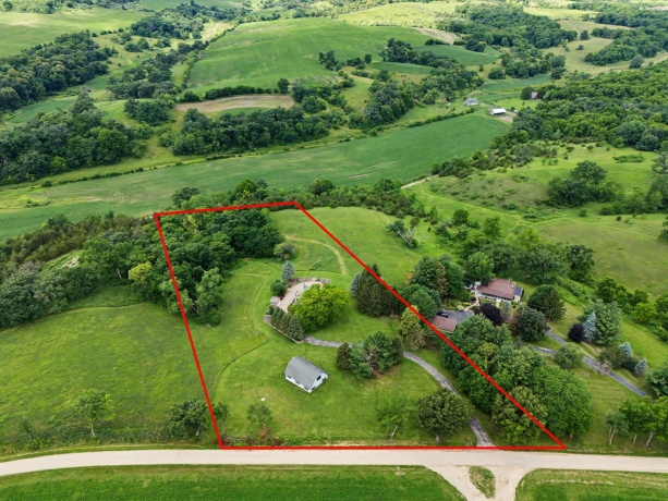 10 Snipe Hollow, ELIZABETH, Illinois 61028, 3 Bedrooms Bedrooms, ,2 BathroomsBathrooms,House,For Sale,Snipe Hollow,202603974