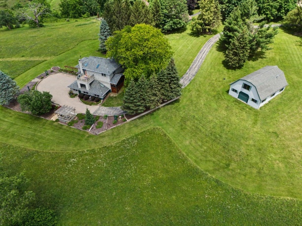 10 Snipe Hollow, ELIZABETH, Illinois 61028, 3 Bedrooms Bedrooms, ,2 BathroomsBathrooms,House,For Sale,Snipe Hollow,202603974