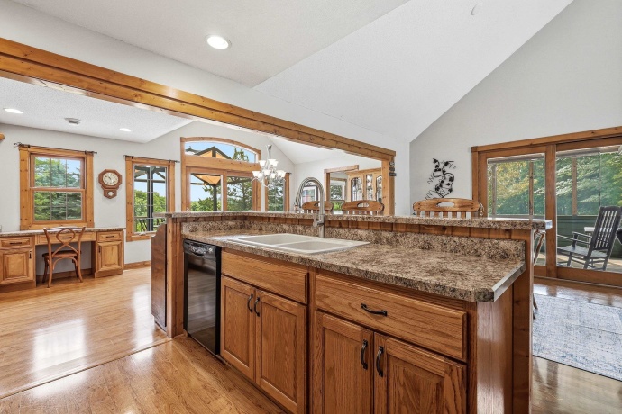 6 Beacon, GALENA, Illinois 61036, 3 Bedrooms Bedrooms, ,2 BathroomsBathrooms,House,For Sale,Beacon,202603976
