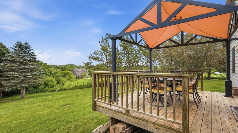 6 Beacon, GALENA, Illinois 61036, 3 Bedrooms Bedrooms, ,2 BathroomsBathrooms,House,For Sale,Beacon,202603976
