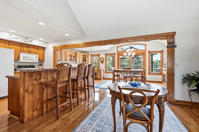 6 Beacon, GALENA, Illinois 61036, 3 Bedrooms Bedrooms, ,2 BathroomsBathrooms,House,For Sale,Beacon,202603976