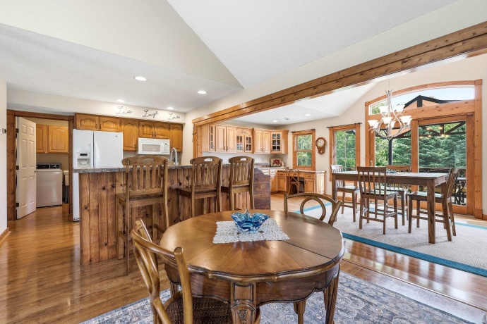 6 Beacon, GALENA, Illinois 61036, 3 Bedrooms Bedrooms, ,2 BathroomsBathrooms,House,For Sale,Beacon,202603976