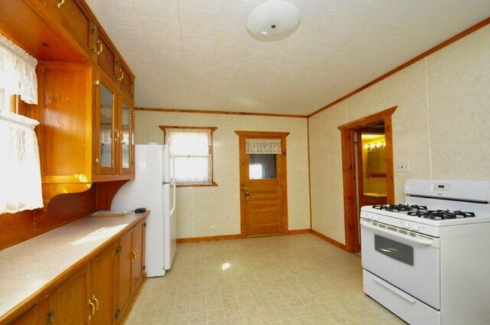 710 Short, Streator, Illinois 61364, 3 Bedrooms Bedrooms, ,1 BathroomBathrooms,House,For Sale,Short,202603978