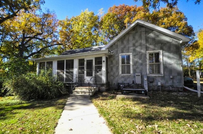 710 Short, Streator, Illinois 61364, 3 Bedrooms Bedrooms, ,1 BathroomBathrooms,House,For Sale,Short,202603978