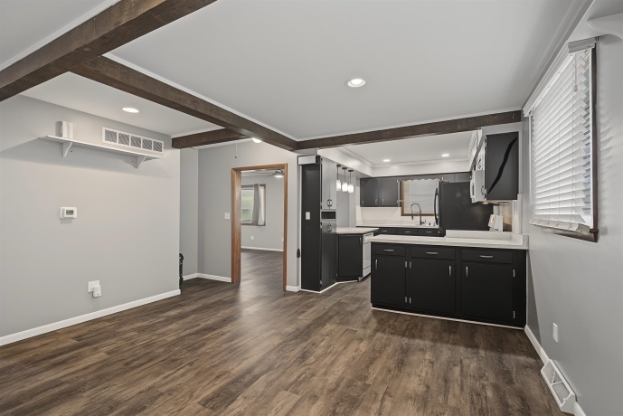 303 Elm, HANOVER, Illinois 61041, 3 Bedrooms Bedrooms, ,2 BathroomsBathrooms,House,For Sale,Elm,202603979