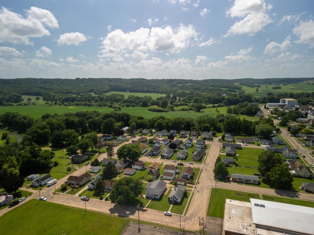 303 Elm, HANOVER, Illinois 61041, 3 Bedrooms Bedrooms, ,2 BathroomsBathrooms,House,For Sale,Elm,202603979