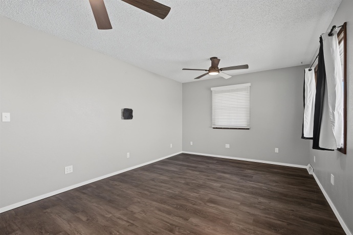 303 Elm, HANOVER, Illinois 61041, 3 Bedrooms Bedrooms, ,2 BathroomsBathrooms,House,For Sale,Elm,202603979