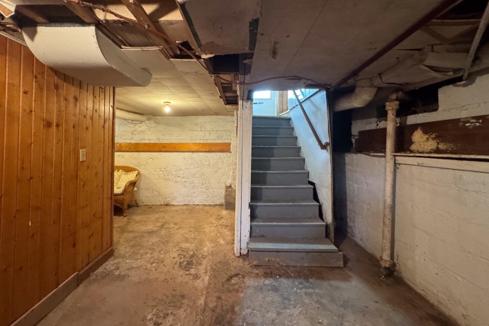 129 Riverside, LOVES PARK, Illinois 61111, 3 Bedrooms Bedrooms, ,1 BathroomBathrooms,House,For Sale,Riverside,202603980