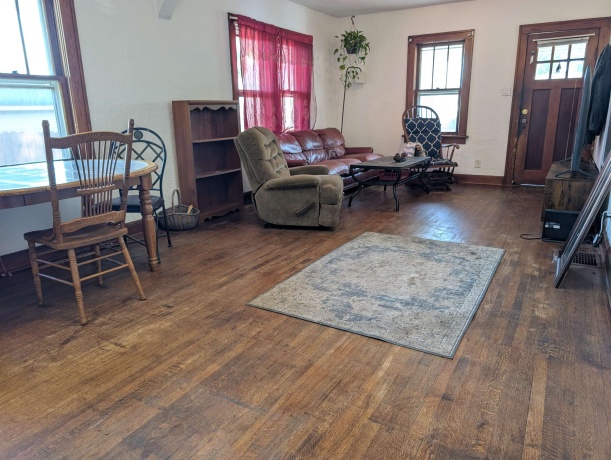 814 Hamilton, FREEPORT, Illinois 61032, 3 Bedrooms Bedrooms, ,1 BathroomBathrooms,House,For Sale,Hamilton,202603983
