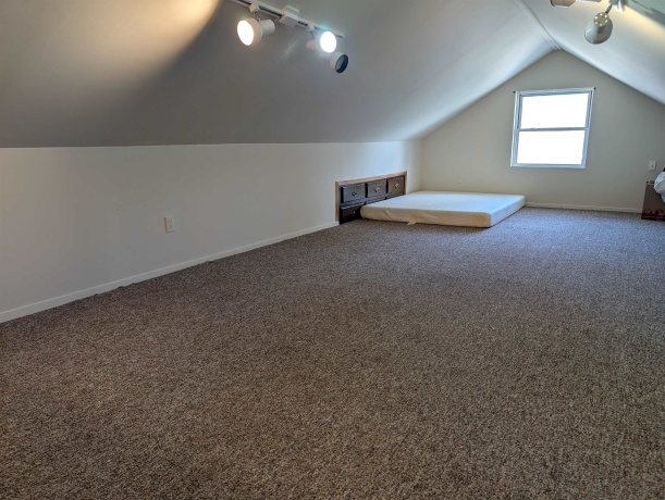 814 Hamilton, FREEPORT, Illinois 61032, 3 Bedrooms Bedrooms, ,1 BathroomBathrooms,House,For Sale,Hamilton,202603983
