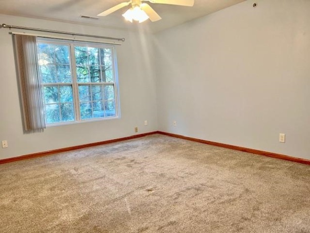 5004 Diane, ROCKFORD, Illinois 61108, 2 Bedrooms Bedrooms, ,2 BathroomsBathrooms,Condominium,For Sale,Diane,202603987