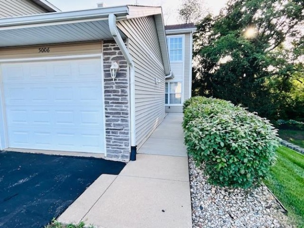 5004 Diane, ROCKFORD, Illinois 61108, 2 Bedrooms Bedrooms, ,2 BathroomsBathrooms,Condominium,For Sale,Diane,202603987