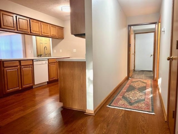 5004 Diane, ROCKFORD, Illinois 61108, 2 Bedrooms Bedrooms, ,2 BathroomsBathrooms,Condominium,For Sale,Diane,202603987