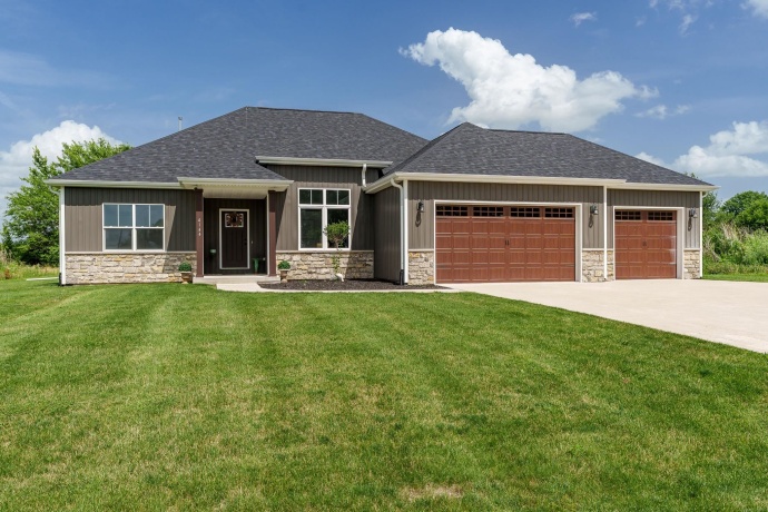 4144 Trimble, ROCKFORD, Illinois 61102, 3 Bedrooms Bedrooms, ,2 BathroomsBathrooms,House,For Sale,Trimble,202603989