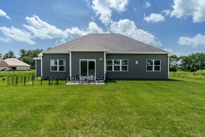 4144 Trimble, ROCKFORD, Illinois 61102, 3 Bedrooms Bedrooms, ,2 BathroomsBathrooms,House,For Sale,Trimble,202603989