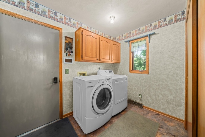 8411 Killbuck, MONROE CENTER, Illinois 61052, 3 Bedrooms Bedrooms, ,3 BathroomsBathrooms,House,For Sale,Killbuck,202603990