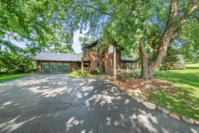 8411 Killbuck, MONROE CENTER, Illinois 61052, 3 Bedrooms Bedrooms, ,3 BathroomsBathrooms,House,For Sale,Killbuck,202603990