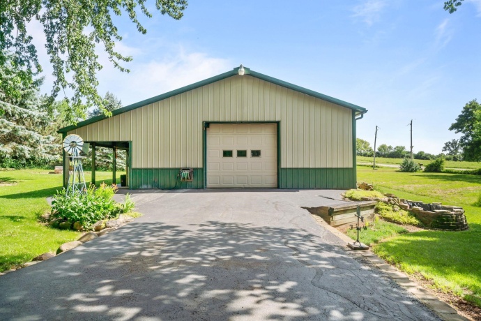 8411 Killbuck, MONROE CENTER, Illinois 61052, 3 Bedrooms Bedrooms, ,3 BathroomsBathrooms,House,For Sale,Killbuck,202603990