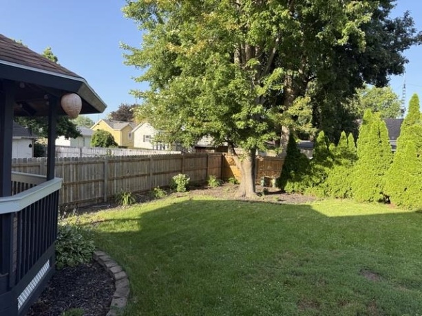 1500 Tonti, LaSalle, Illinois 61301, 4 Bedrooms Bedrooms, ,3 BathroomsBathrooms,House,For Sale,Tonti,202603991