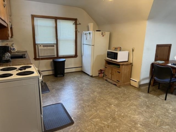 1500 Tonti, LaSalle, Illinois 61301, 4 Bedrooms Bedrooms, ,3 BathroomsBathrooms,House,For Sale,Tonti,202603991