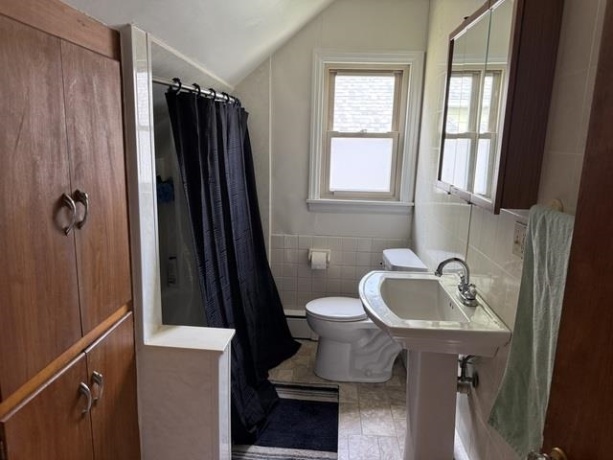 1500 Tonti, LaSalle, Illinois 61301, 4 Bedrooms Bedrooms, ,3 BathroomsBathrooms,House,For Sale,Tonti,202603991