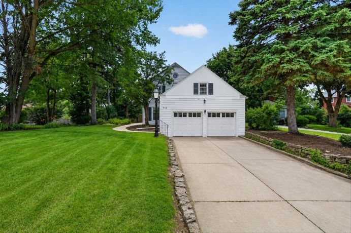 724 Reynolds, ROCKFORD, Illinois 61103, 5 Bedrooms Bedrooms, ,2 BathroomsBathrooms,House,For Sale,Reynolds,202603993