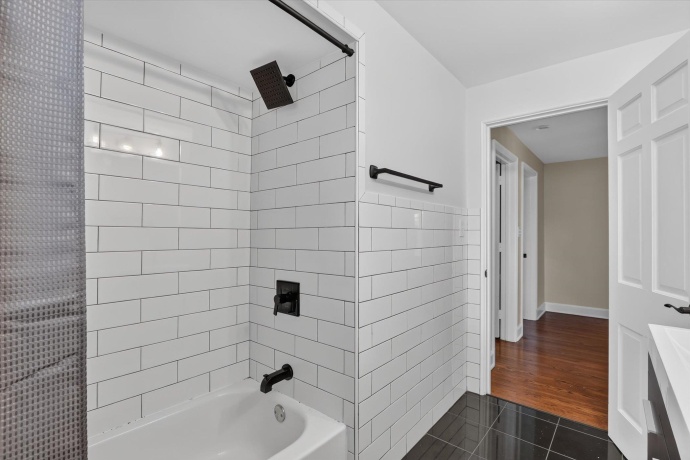 724 Reynolds, ROCKFORD, Illinois 61103, 5 Bedrooms Bedrooms, ,2 BathroomsBathrooms,House,For Sale,Reynolds,202603993