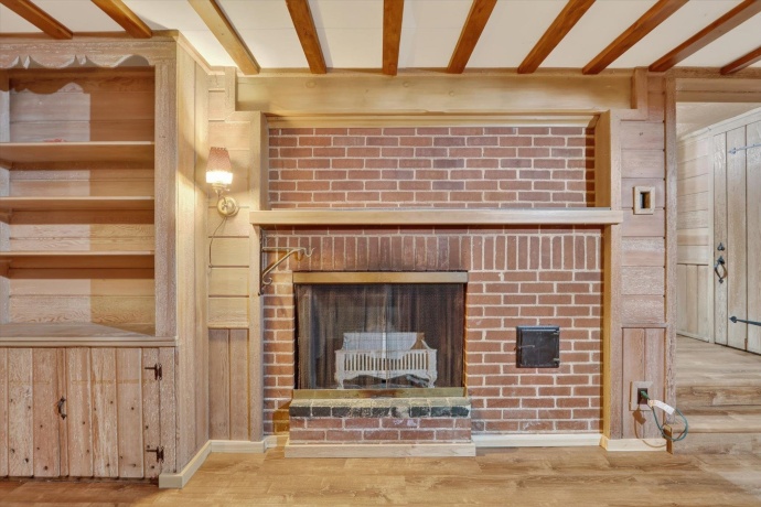 724 Reynolds, ROCKFORD, Illinois 61103, 5 Bedrooms Bedrooms, ,2 BathroomsBathrooms,House,For Sale,Reynolds,202603993