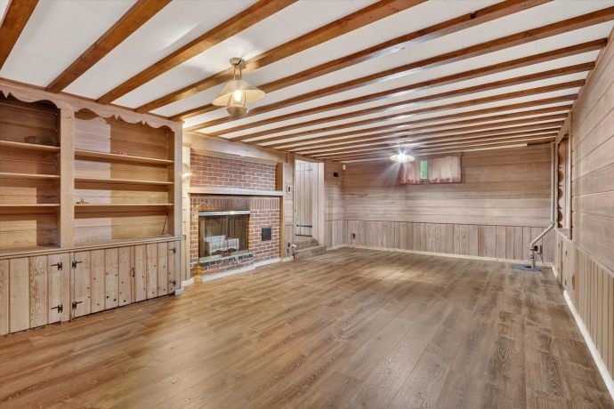 724 Reynolds, ROCKFORD, Illinois 61103, 5 Bedrooms Bedrooms, ,2 BathroomsBathrooms,House,For Sale,Reynolds,202603993