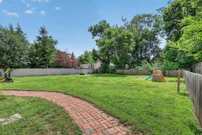 724 Reynolds, ROCKFORD, Illinois 61103, 5 Bedrooms Bedrooms, ,2 BathroomsBathrooms,House,For Sale,Reynolds,202603993
