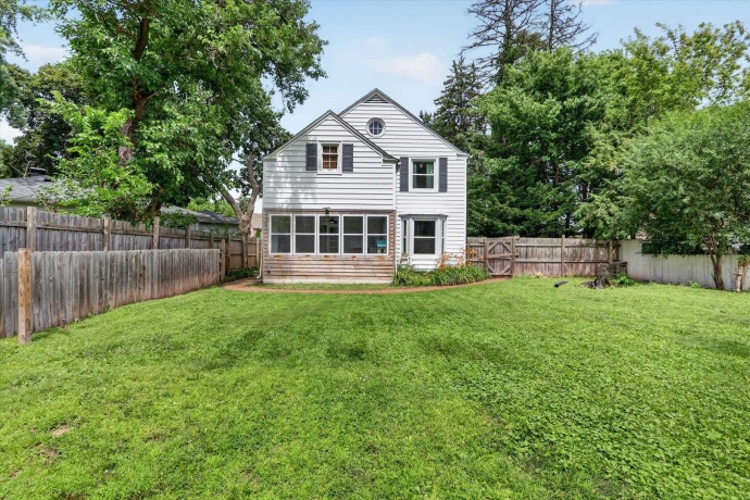 724 Reynolds, ROCKFORD, Illinois 61103, 5 Bedrooms Bedrooms, ,2 BathroomsBathrooms,House,For Sale,Reynolds,202603993