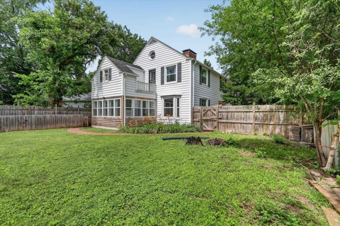 724 Reynolds, ROCKFORD, Illinois 61103, 5 Bedrooms Bedrooms, ,2 BathroomsBathrooms,House,For Sale,Reynolds,202603993