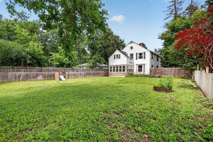 724 Reynolds, ROCKFORD, Illinois 61103, 5 Bedrooms Bedrooms, ,2 BathroomsBathrooms,House,For Sale,Reynolds,202603993