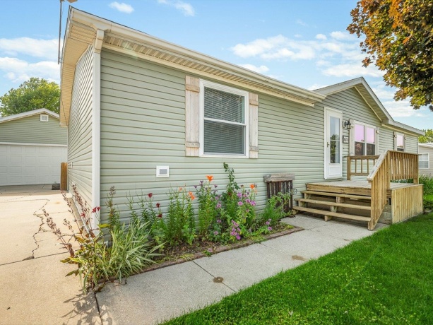8652 Springwood, ROSCOE, Illinois 61073, 3 Bedrooms Bedrooms, ,2 BathroomsBathrooms,House,For Sale,Springwood,202603996