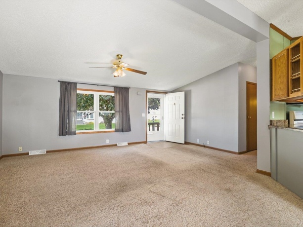 8652 Springwood, ROSCOE, Illinois 61073, 3 Bedrooms Bedrooms, ,2 BathroomsBathrooms,House,For Sale,Springwood,202603996