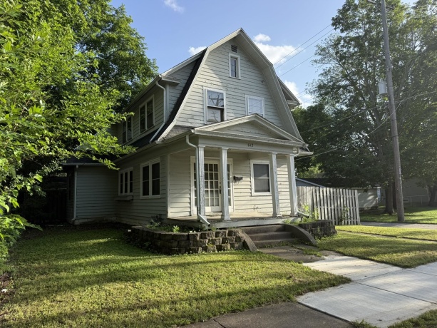 612 Ellis, ROCKFORD, Illinois 61103, 3 Bedrooms Bedrooms, ,1 BathroomBathrooms,House,For Sale,Ellis,202603998
