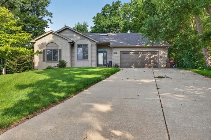 3708 Regal Ridge, ROCKFORD, Illinois 61114, 2 Bedrooms Bedrooms, ,2 BathroomsBathrooms,House,For Sale,Regal Ridge,202604000